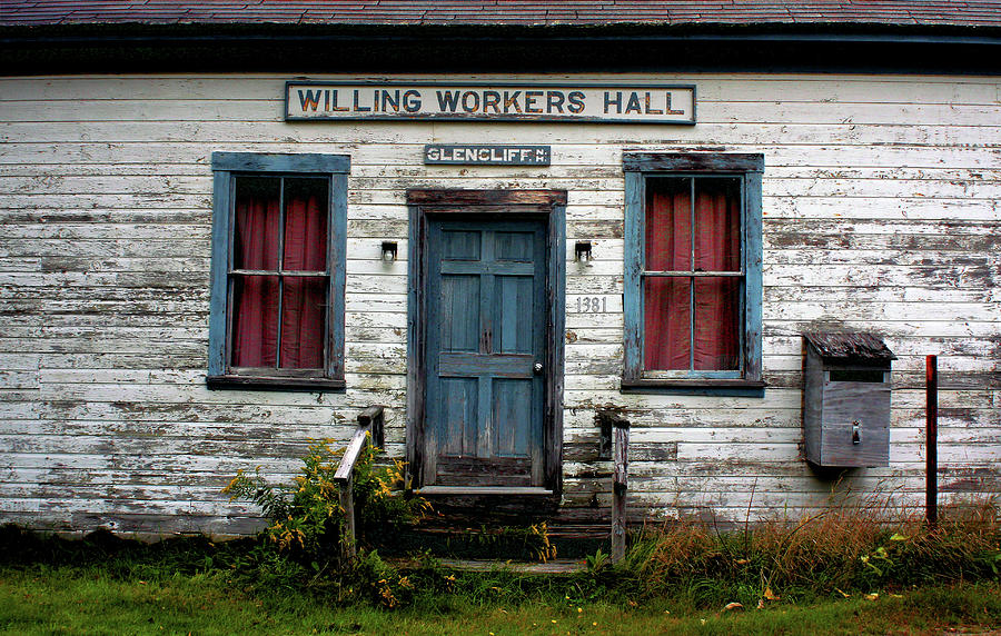 We are Willing Workers Study No 3 Photograph by Wayne King