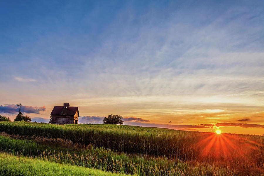 Weathered Barn at Sunset Photograph by Andrew Soundarajan