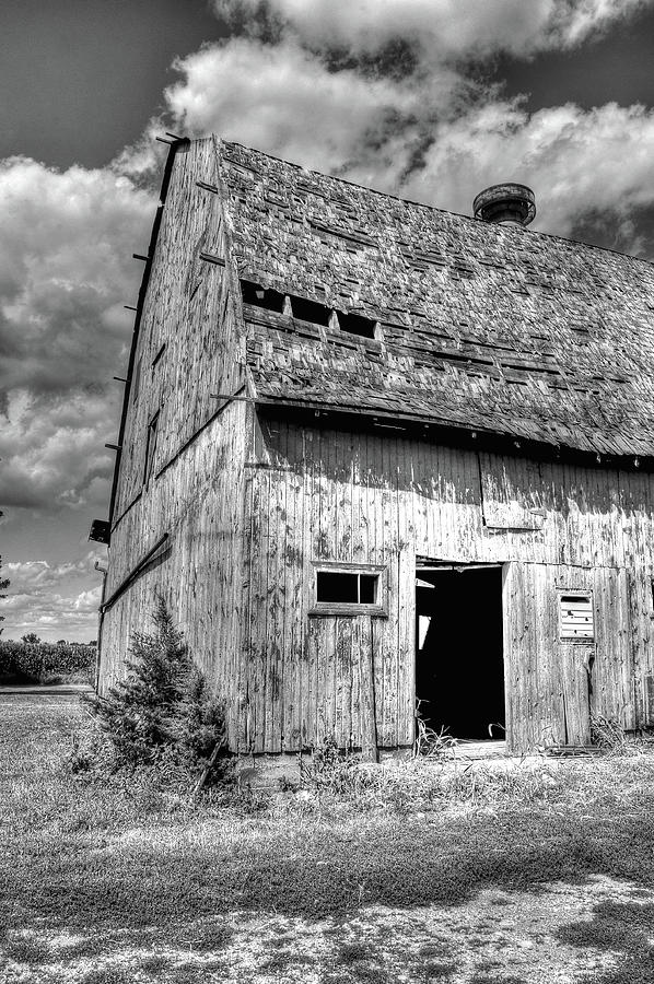 Weathered Barn In Monochrome Photograph by Randall Dill