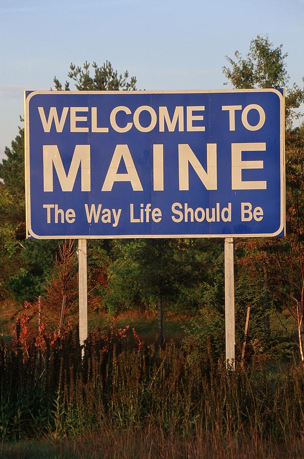 Welcome to Maine Sign Photograph by VisionsofAmerica/Joe Sohm