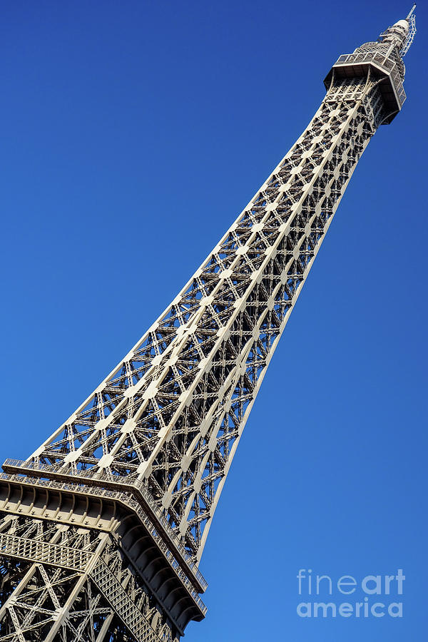 Welcome to Paris in Las Vegas by Wilko Van de Kamp Welcome to Paris in Las Vegas by Wilko Van de Kamp