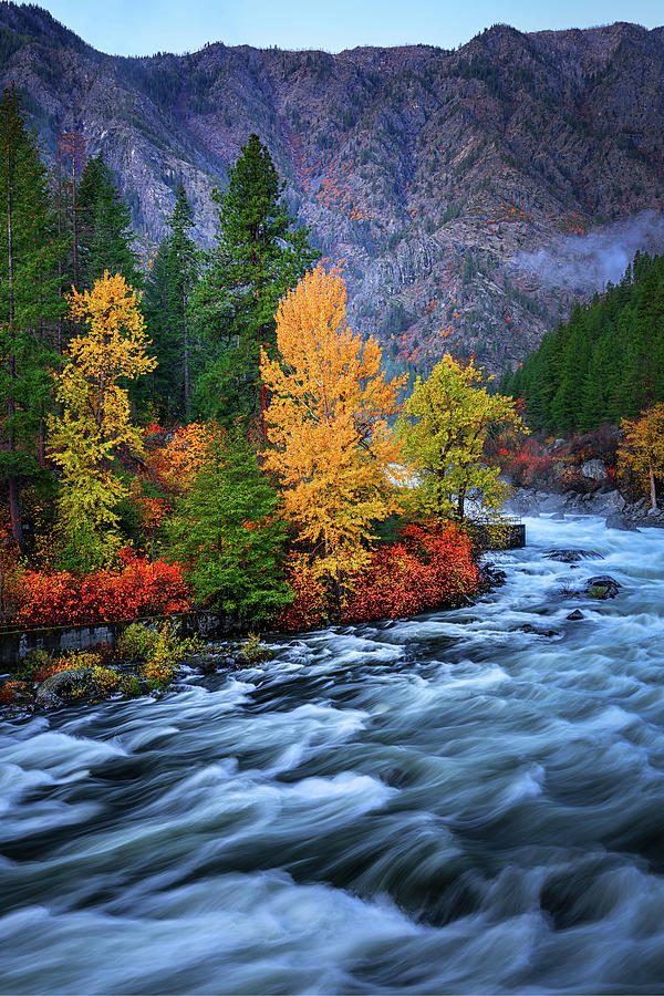 Wenatchee Autumn Flow Photograph