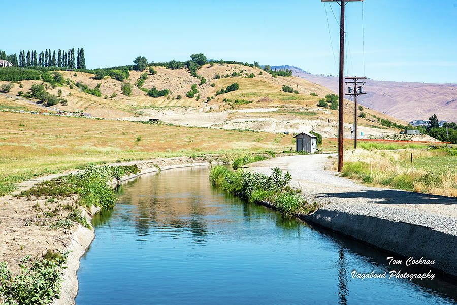 Wenatchee Reclamation District Canal Photograph by Tom Cochran