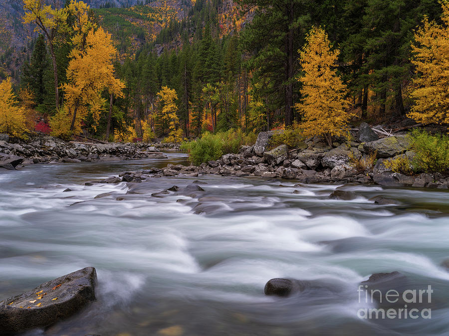 Wenatchee River Fall Colors Photograph