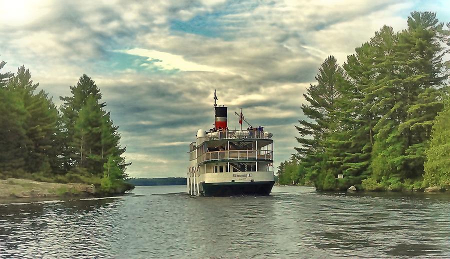 Wenonah II at the Narrows Photograph by Andrew Wilson