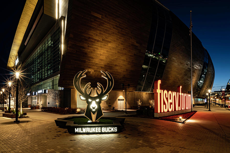 Milwaukee Bucks Photograph - Where the Bucks play at dusk  by Sven Brogren