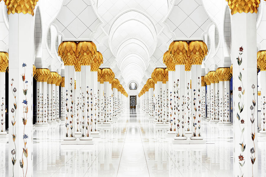 White Mosque - Perspective Photograph by Philippe HUGONNARD