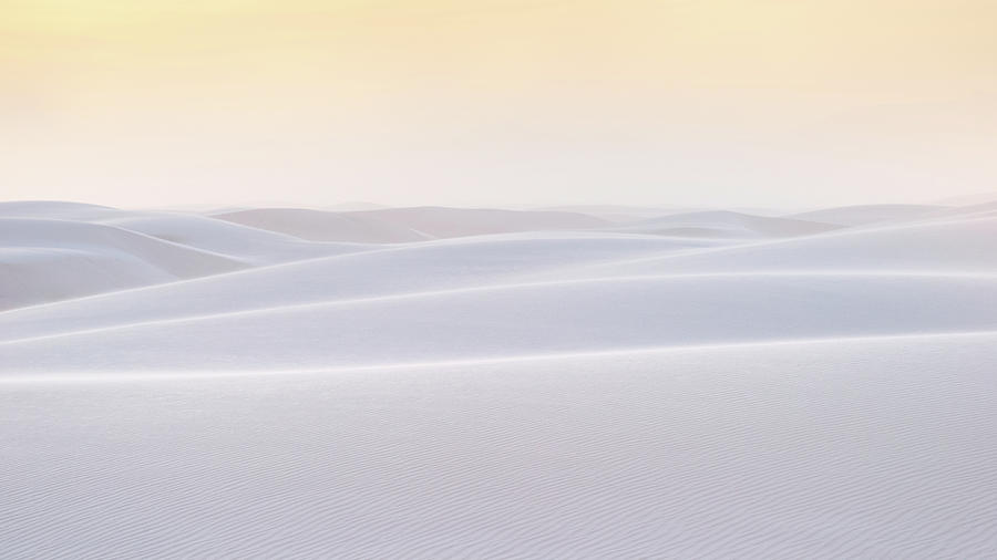 Abstract Photograph - White Serenity by Alexander Kunz