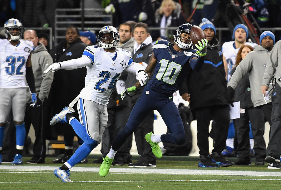 Wild Card Round - Detroit Lions v Seattle Seahawks Photograph by Steve Dykes