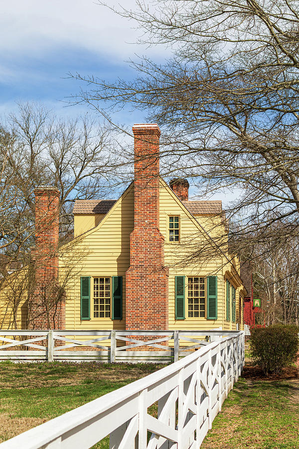 Williamsburg Colonial Home in Winter Photograph by Rachel Morrison