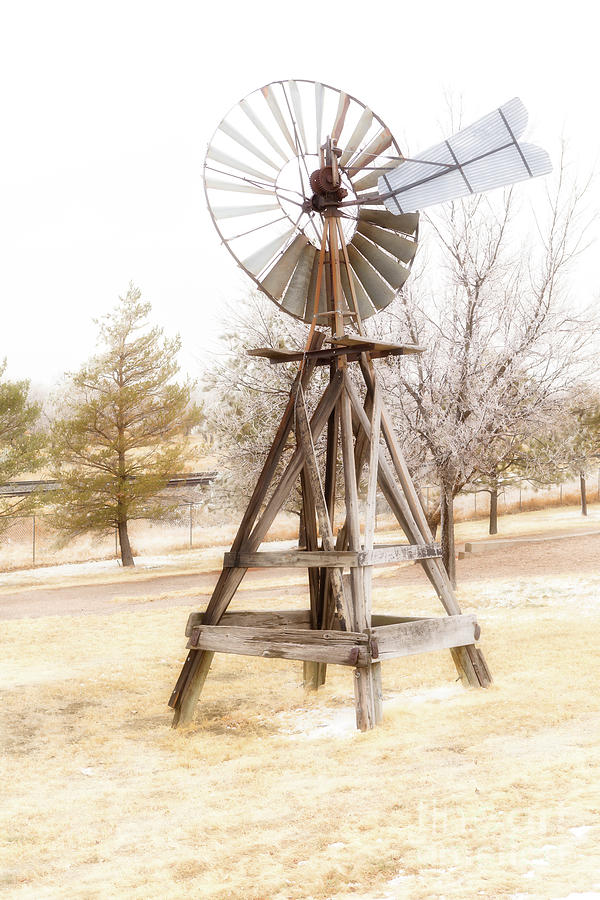 Windmill 6219 Photograph by Lawrence Burry