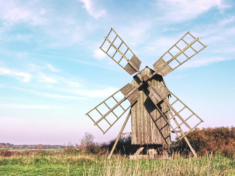 Windmill at Himmelsberga 2 Photograph by Elaine Berger