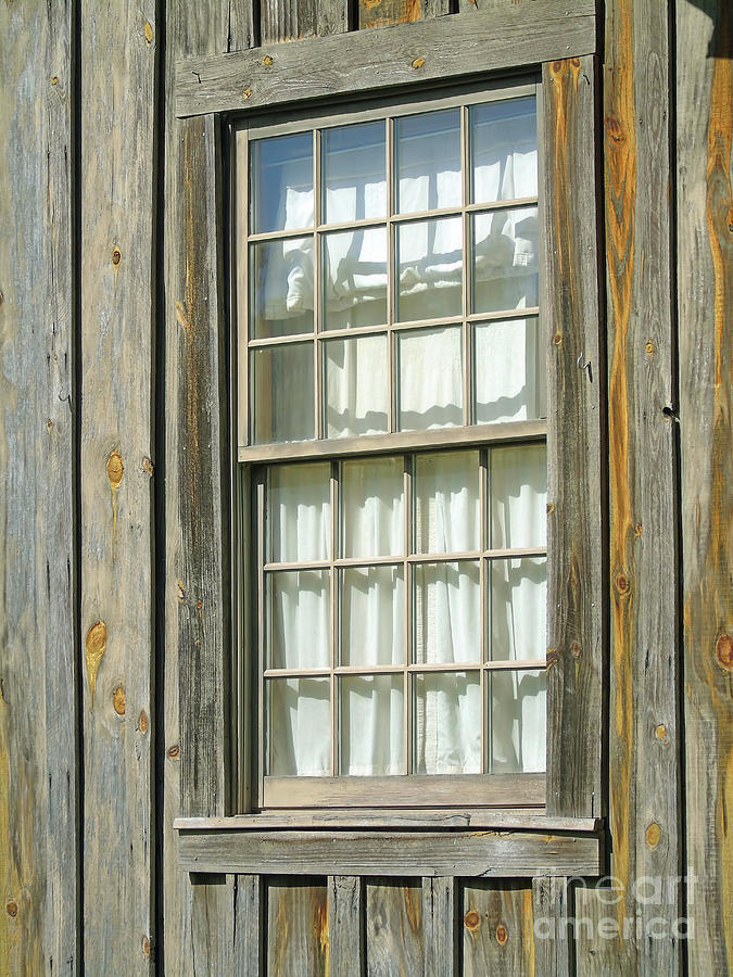 Window In The Hodge Home Photograph by D Hackett