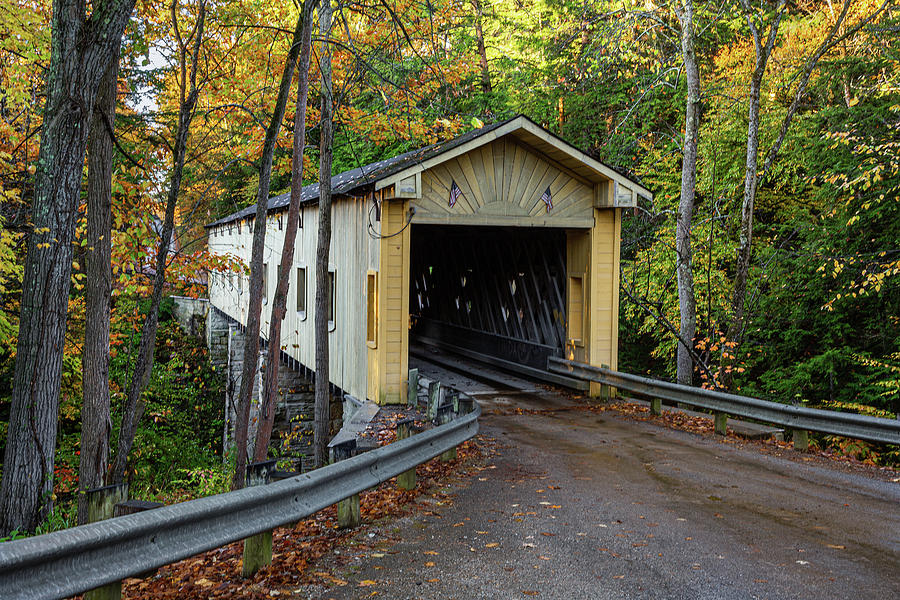 Windsor Mills Covered Bridge Photograph by Dale Kincaid