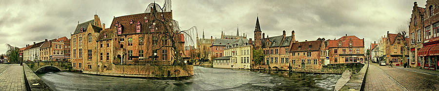 Winter in Brugge Digital Art by Edward Galagan