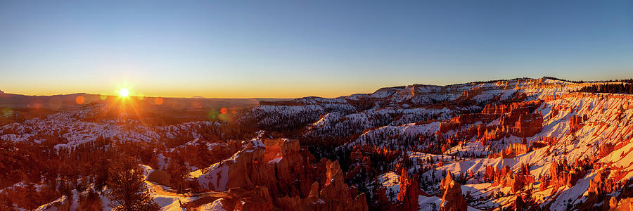 Winter Sunrise at Bryce Canyon Photograph by Bryan Moore