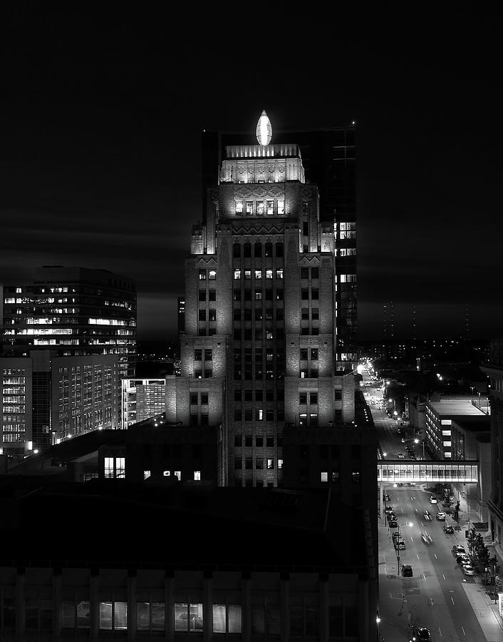 Wisconsin Gas Building Photograph by Steve Bell - Fine Art America