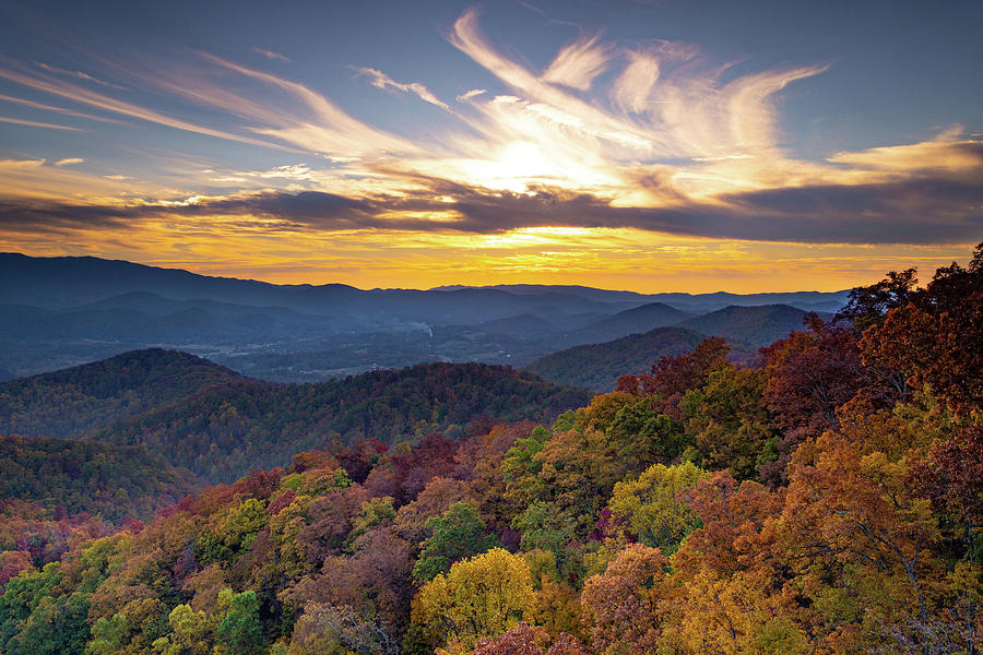 Wispy Clouds At Sunset On Foothills Parkway Smoky Mountains In A ...