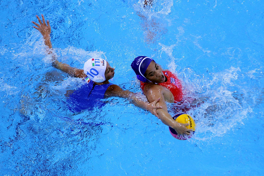 Womens Water Polo Day Two - 14th FINA World Championships Photograph by Lintao Zhang