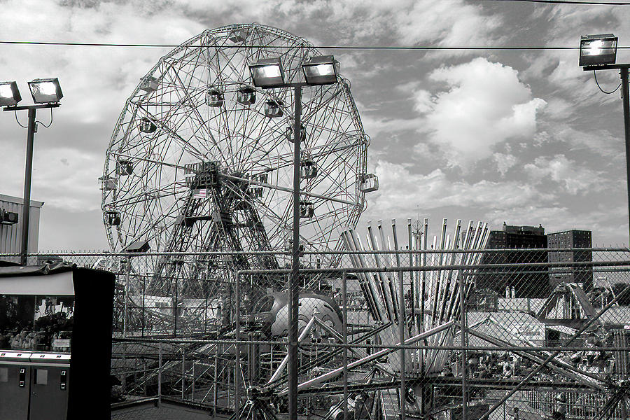 Wonder wheel Photograph by Vincent Billotto