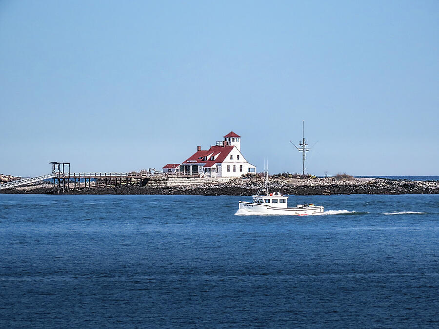 Wood Island Life Saving Station Photograph by Scott Loring Davis - Fine ...