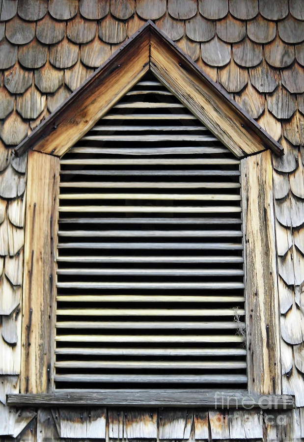 Wooden Window On The Cedar Shake House Photograph by D Hackett