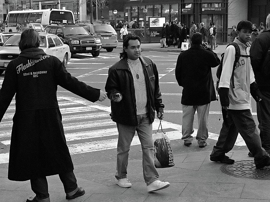 Black And White Photograph - Workin by Matthew Adelman Black And White Photograph - Workin by Matthew Adelman