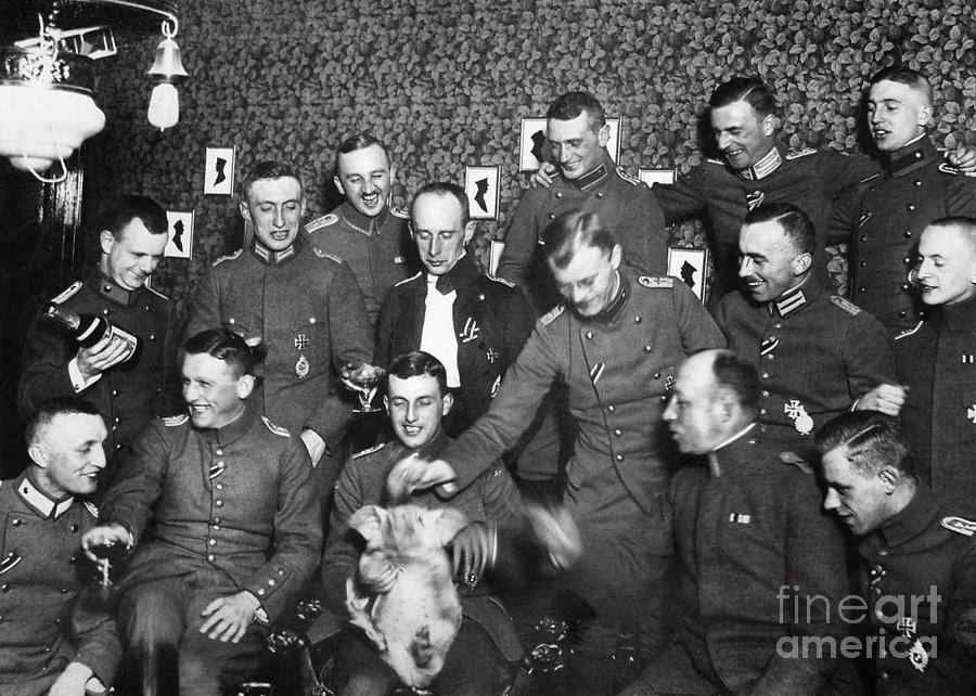 World War One German Pilots Photograph by Granger