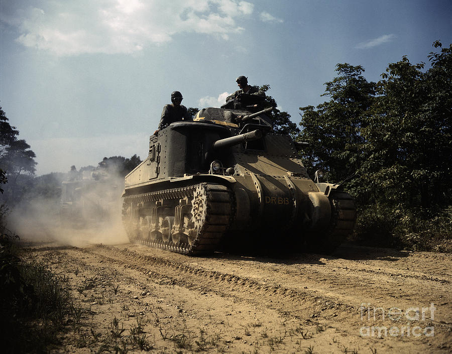World War Two Tank, 1942 Photograph by Alfred T Palmer
