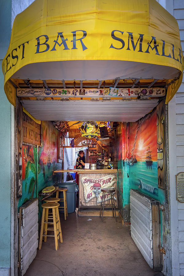 Worlds Smallest Bar Key West Photograph by Mark Andrew Thomas
