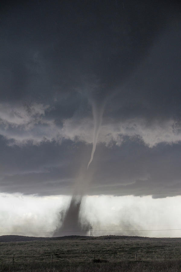 Wray Colorado Tornado 065 Photograph by Dale Kaminski