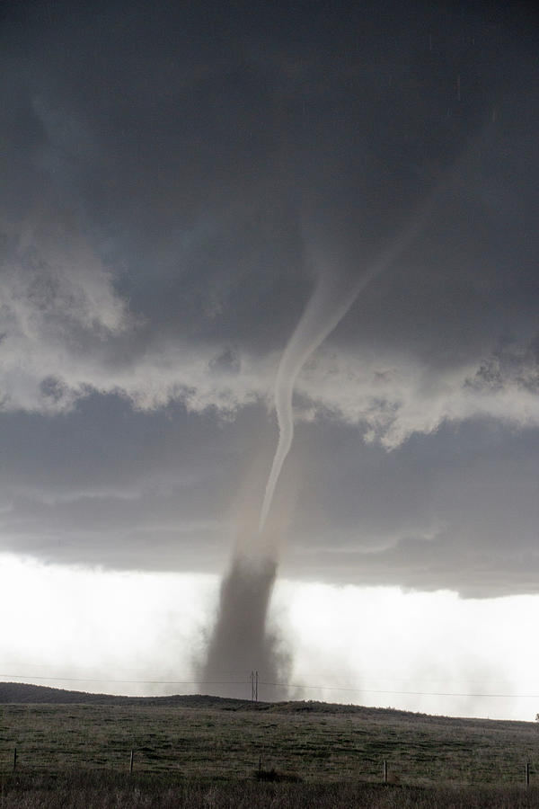 Wray Colorado Tornado 066 Photograph by Dale Kaminski