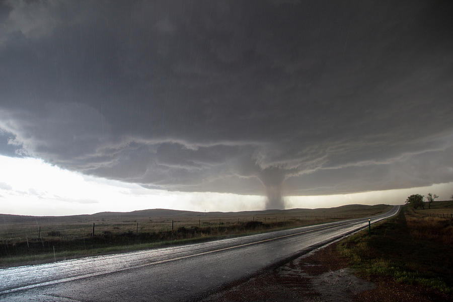 Wray Colorado Tornado 092 Photograph by Dale Kaminski