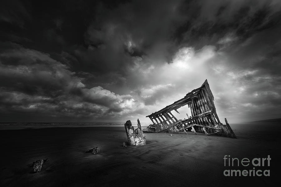 Wreck Of The Peter Iredale Photograph by Doug Sturgess