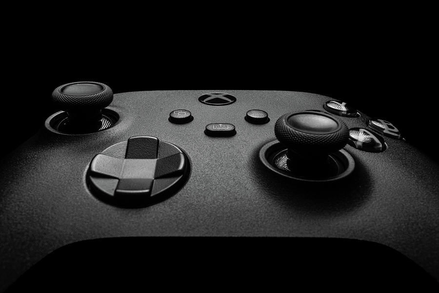 Xbox Controller In Black And White Photograph By Chad Thunberg Pixels 