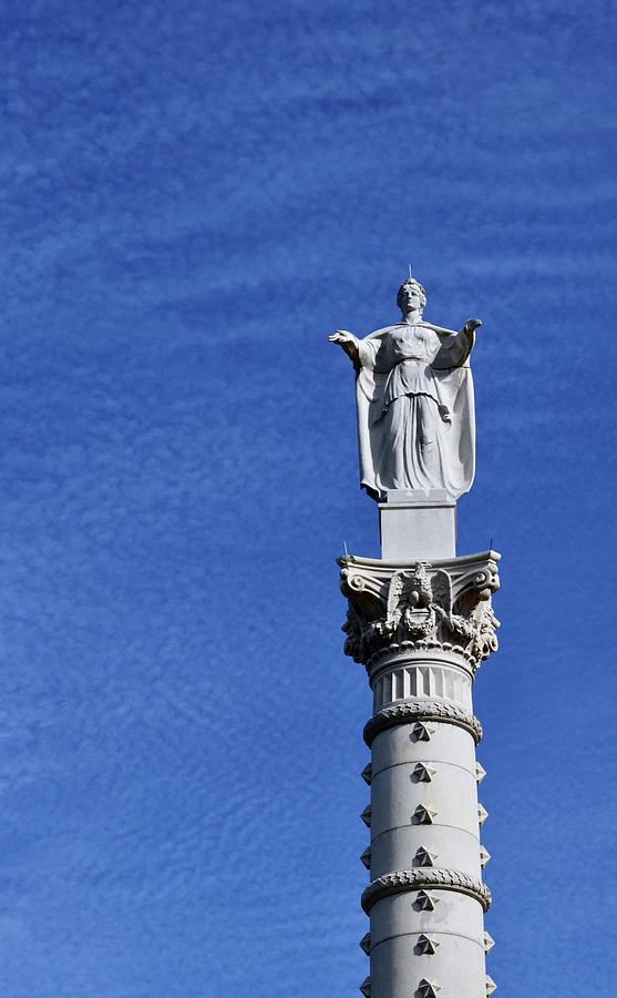 Sky Photograph - Yorktown Victory Monument 2 by Warren Thompson