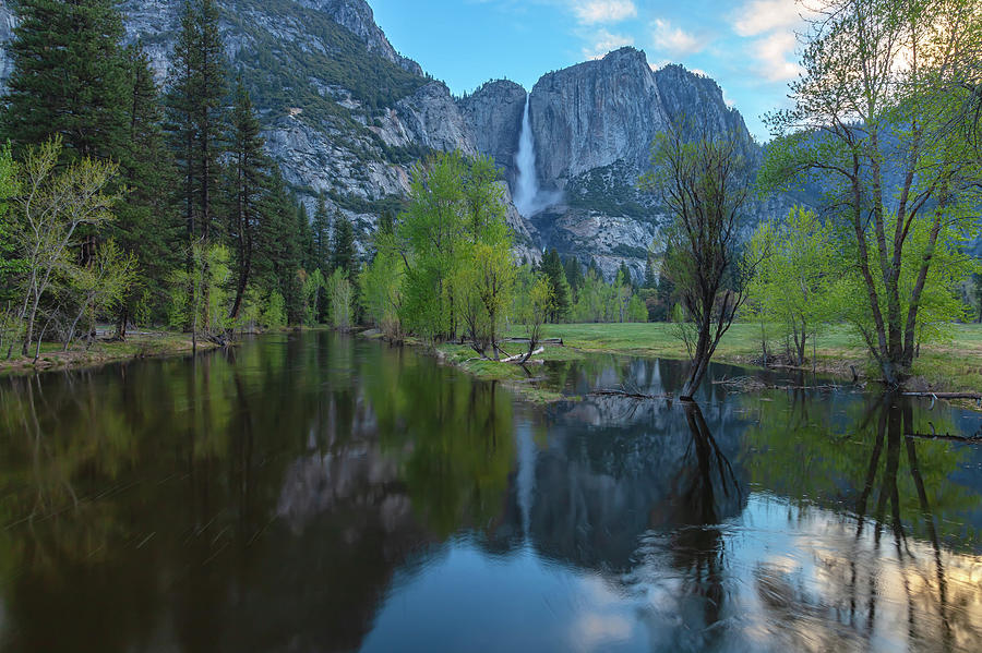 Yosemite Falls In Spring Photograph by Jonathan Nguyen