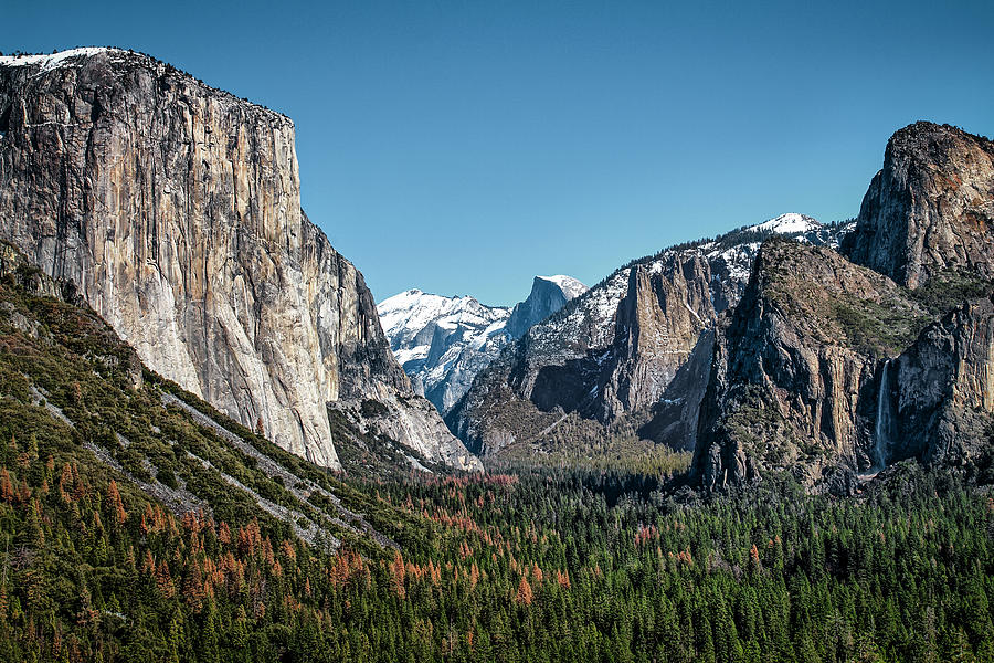 Yosemite Tunnel View Photograph by Gary Geddes