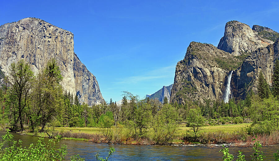 Yosemite Valley Photograph by Ben Prepelka