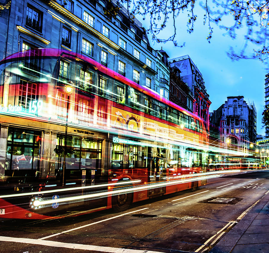 Zoom Bus Photograph by TJ Doyle - Fine Art America