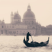 Venezia #16 Photograph by Joana Kruse