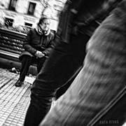 Benchwarmer

#womam #bench #people Photograph by Rafa Rivas