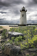 Edgartown Lighthouse Photograph by Robert Fawcett