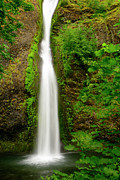 Horsetail Falls, Columbia River Gorge Digital Art by Michael Lee