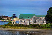 Marthas Vineyard Lighthouse Photograph by Carlos Diaz