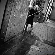 Mopping Widow

#lady #woman #widow Photograph by Rafa Rivas