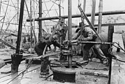 Oil Rig Workers, Called Roughnecks Photograph by Everett