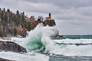 Splash At Split Rock Photograph by Paul Freidlund