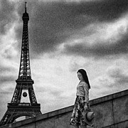 Tour Eiffel Mood

#woman #girl Photograph by Rafa Rivas