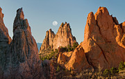 Garden Of The Gods, Colorado Springs, Co #1 Photograph by Russell Burden